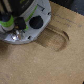 Trancherbräda med spår för köttsaft